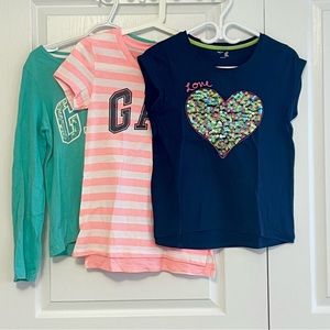 3 kids GAP shirt